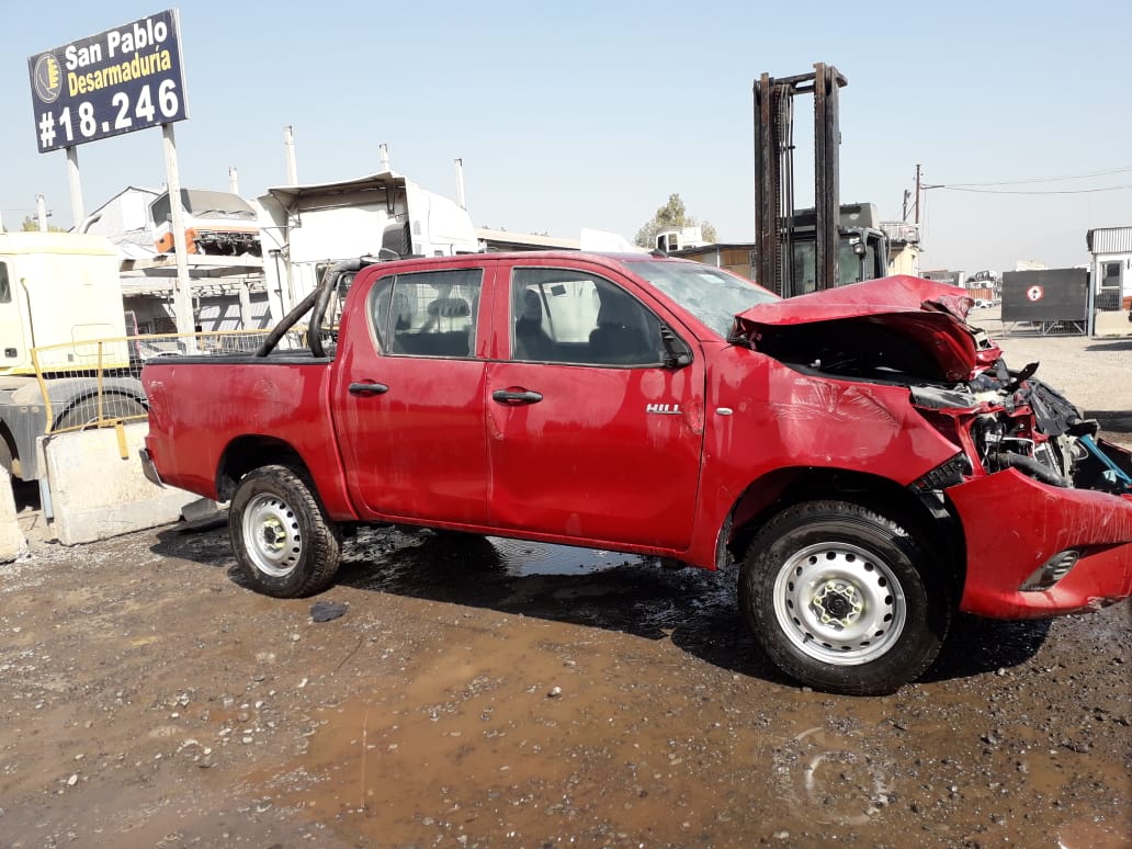  Toyota HILUX 2020    EN DESARME